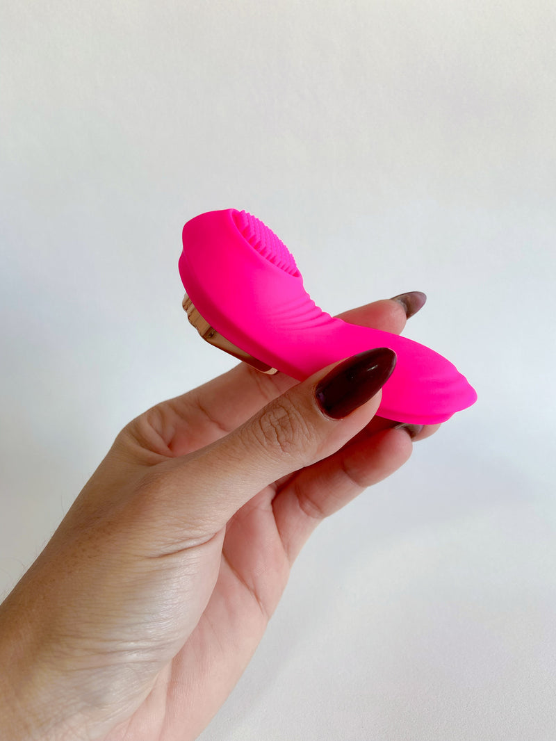 VIBRADOR SKATE - COM IMÃ E CONTROLE VIA APP