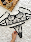 CONJUNTO VALENTINA - PRETO FLORAL