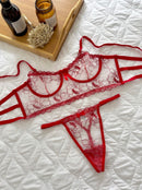 CONJUNTO VITÓRIA - VERMELHO FLORAL