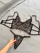 CONJUNTO JÉSSICA - PRETO COM ONCINHA