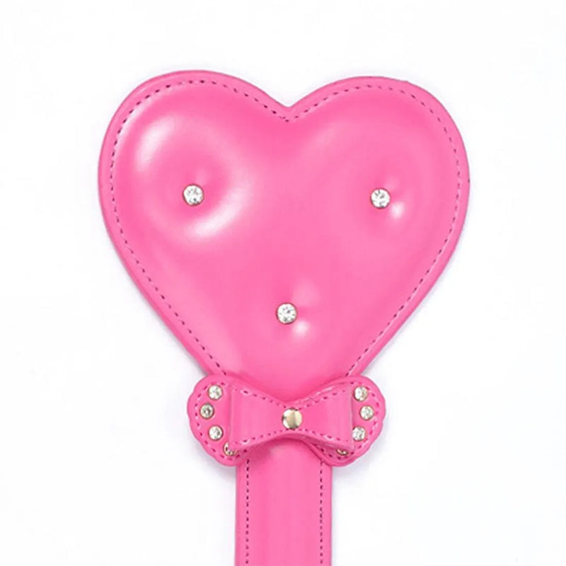 CHIBATA CORAÇÃO EM COURO FAKE