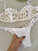 CONJUNTO CALIENTE - BRANCO COM NUDE